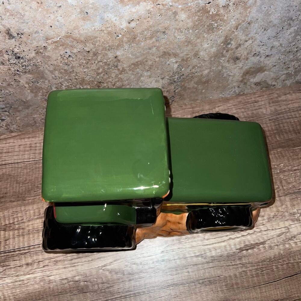 John Deere Tractor Ceramic Gibson Cookie Jar 2000 Collector Item Farm Barn Yard - Picture 8 of 11
